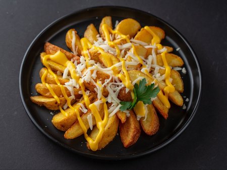 Картофель, запеченный по-канадски с сыром
